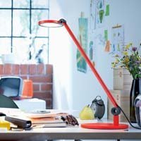 Lampe de bureau à LED personnalisable PARA.MI, Eclairage ergonomique professionnel du poste de travail - Batiweb